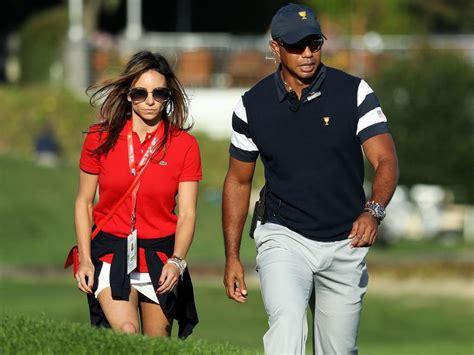 who does tiger woods dating now